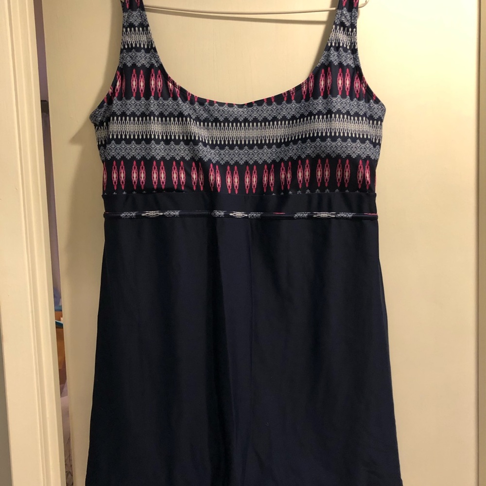 Danify Woman’s Plus size swimsuit